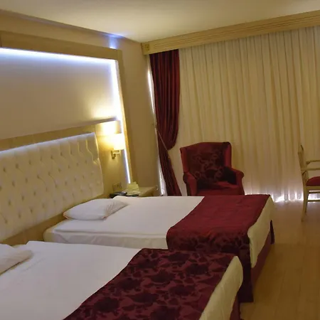 Ege Hotel 4*