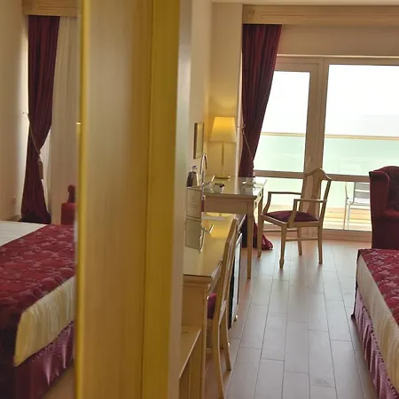 Ege Hotel